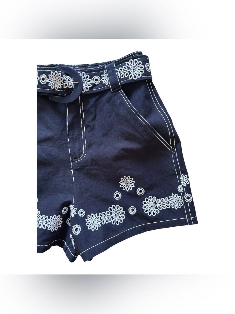 CINQ A SEPT Navy/White Mazie Eyelet Aldi Shorts Sz 4 Sm NWT $345 Boho Chic - Picture 4 of 13